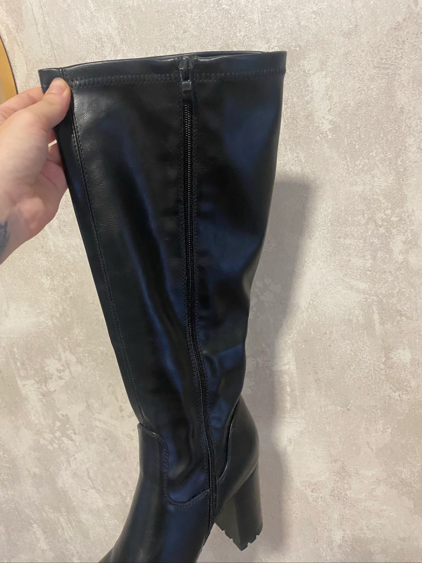 Botas hautes à talons noires – photo 5